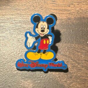 Mickey Mouse, Walt Disney World pin